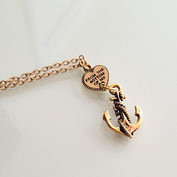 Jewelry - Gold Tone Anchor Heart Necklace